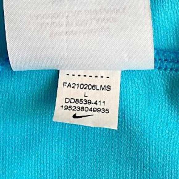 Nike Kids' Imperial Blue Dri-FIT Logo Graphic Tee - Picture 12 of 12